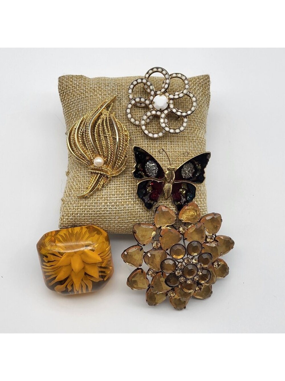 Vintage Brooch pin Lot collection fun mix Butterfly Flower Lucite & more